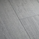 Capital Oak Light D2800 Robusto Villa 12mm Laminate Flooring by Kronotex
