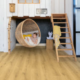 Light Classic Oak CLM5787 Classic 8mm Laminate Flooring by Quick-Step