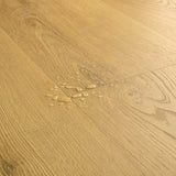Light Classic Oak CLM5787 Classic 8mm Laminate Flooring by Quick-Step