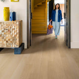 White Varnished Oak IM3105 Impressive 8mm Laminate Flooring by Quick-Step