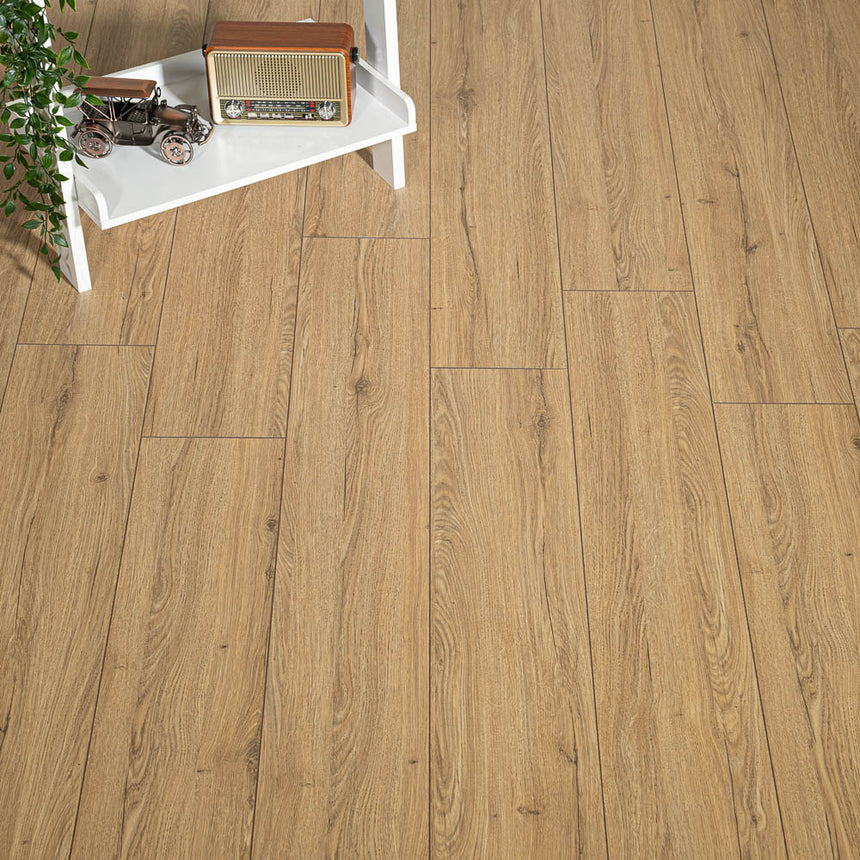 Suffolk Oak Mansion 8mm Laminate Flooring