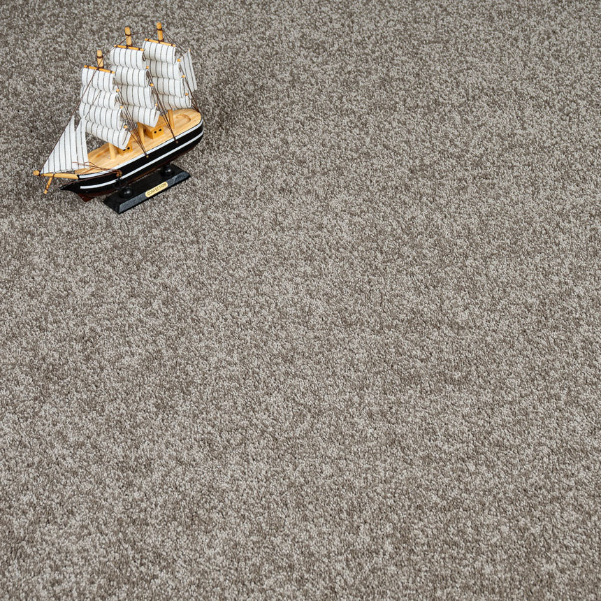 Morning Light Harewood Saxony Carpet