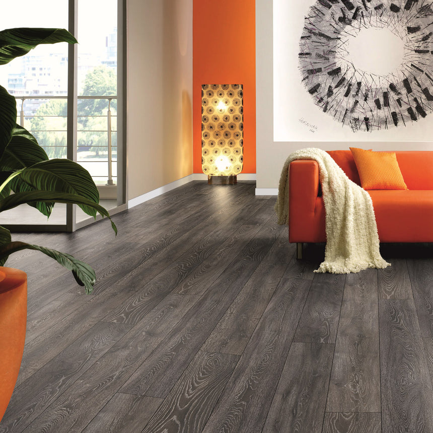 Bedrock Oak 5541 Super Natural Classic 8mm Laminate Flooring by Krono Original