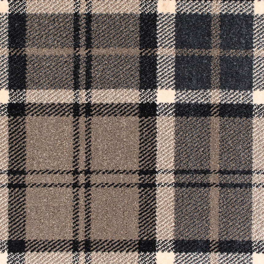Black Beige AXM51 Midas Tartan Wilton Carpet 2.5m x 4m Remnant