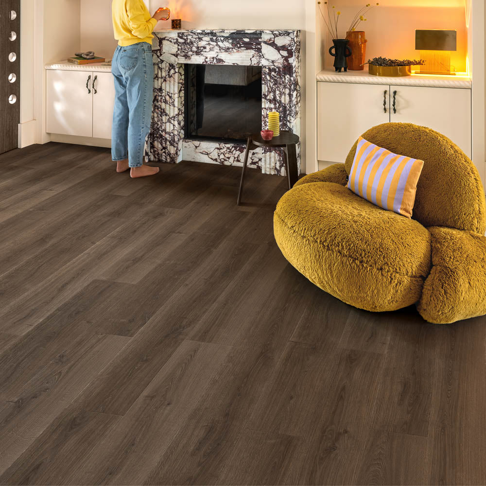 Brushed Oak Brown Capture 9mm Laminate | Quick-Step | Online Carpets