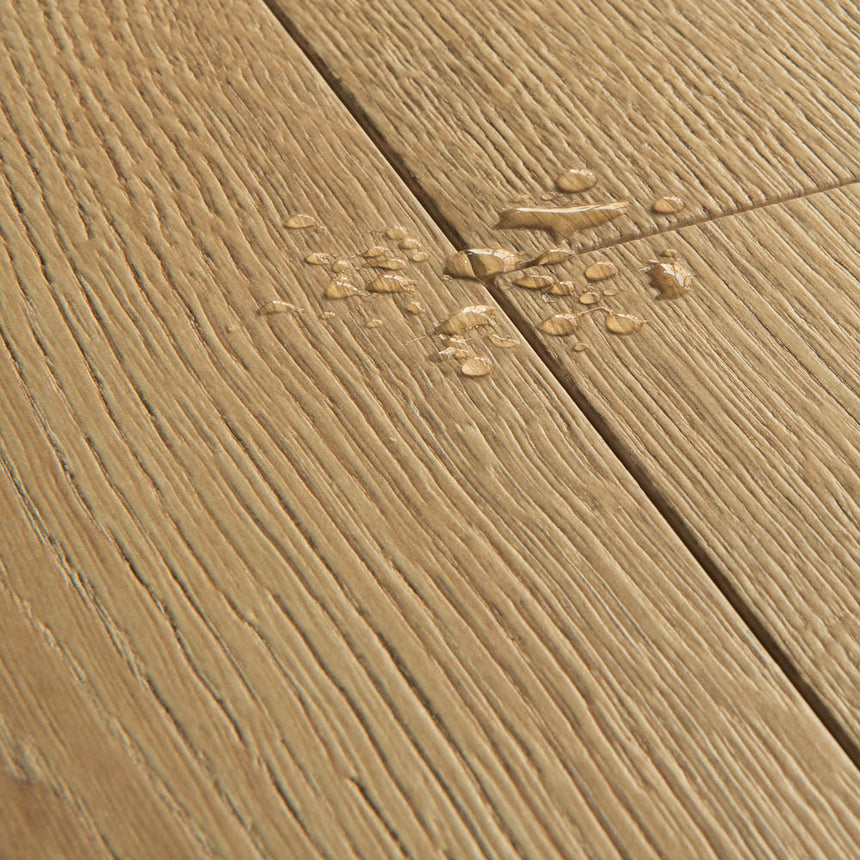 Brushed Oak Warm Natural SIG4762 Capture 9mm Laminate Flooring by Quick-Step