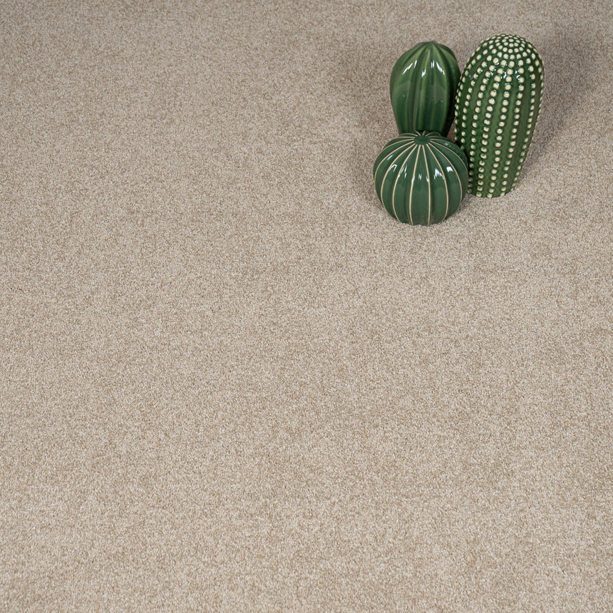 Buttermilk 30 Cassius 70oz Invictus Carpet