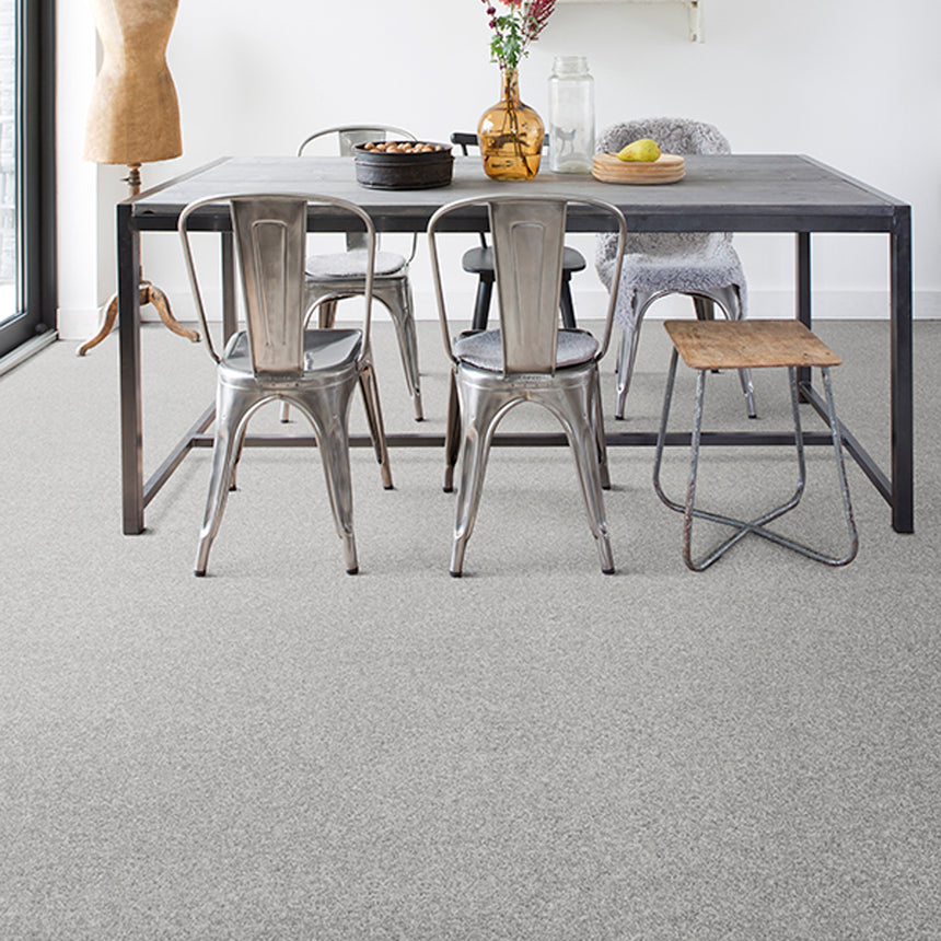 Silver Thaw 93 Cassius 70oz Invictus Carpet