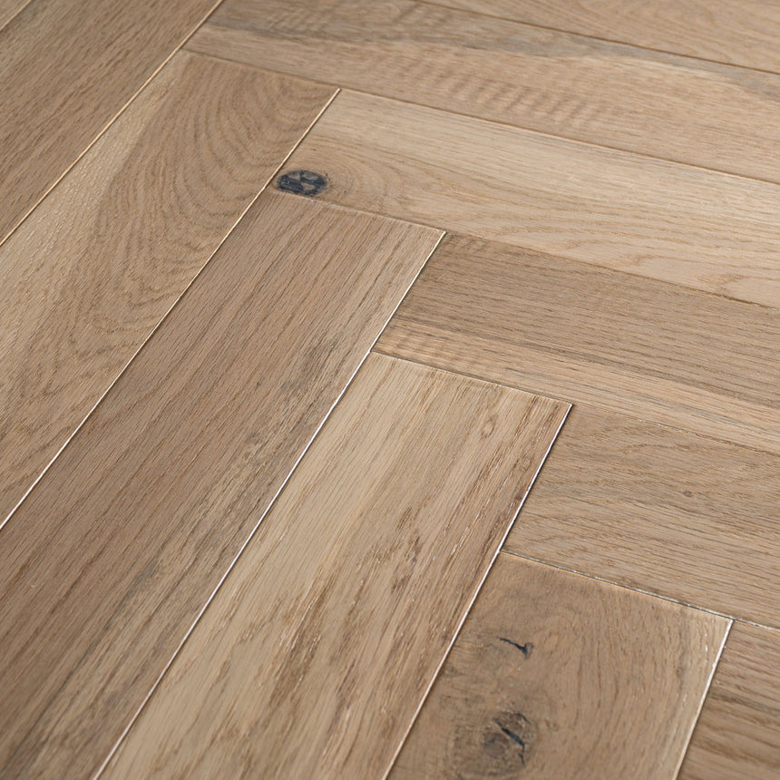 Cathedral Oak Herringbone 14/3mm Engineered Wood Flooring