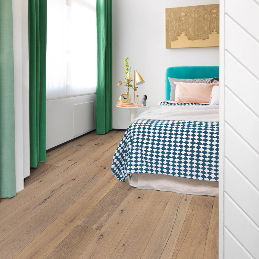 Cathedral Oak Plank 14/3mm Engineered Wood Flooring