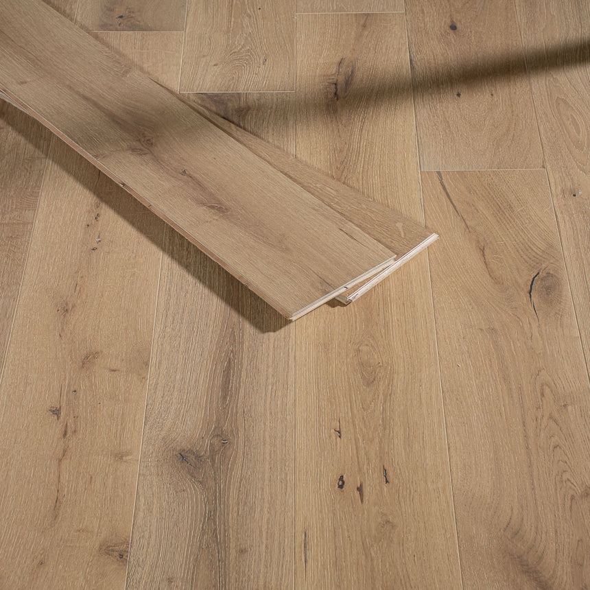 Chateau Oak Helsby Plank 14/3mm Engineered Wood Flooring