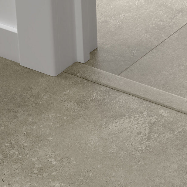 Cloudy Concrete QSVINCP40273 Incizo Door Bar by Quick-Step