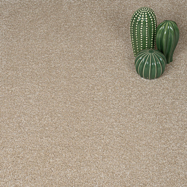 Cornsilk 30 Centaurus Invictus Carpet