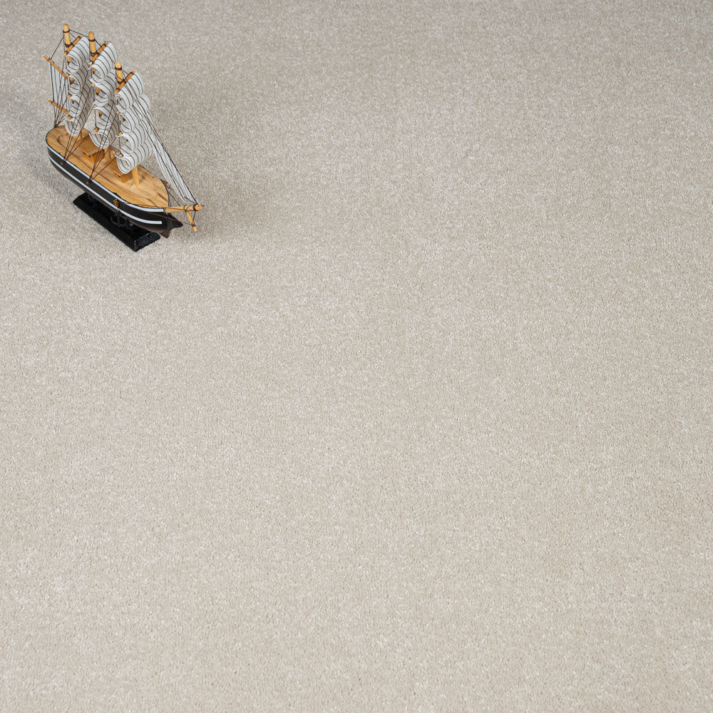 Cotton Cream Hartwell Saxony Carpet | Luxury Carpets | Online Carpets