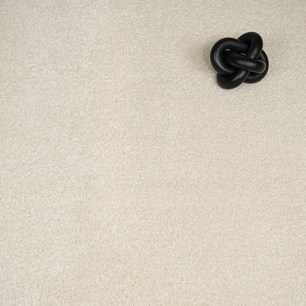 Cream 03 Magnificus Invictus Supreme Carpet | Online Carpets