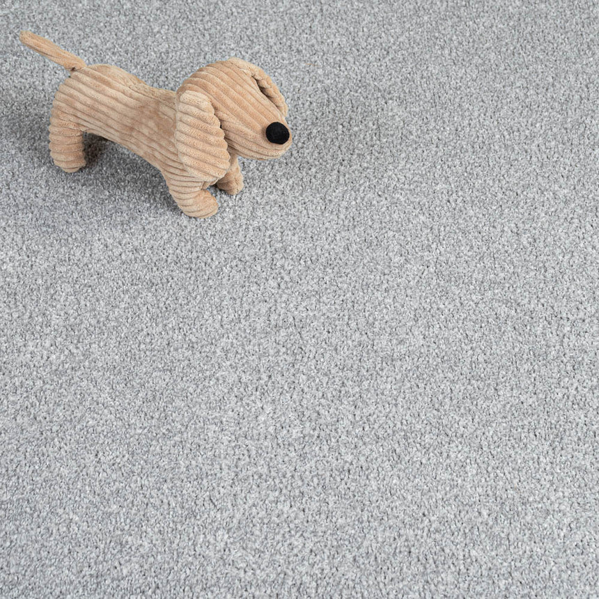 Dove Grey 91 Soft Splendid Saxony Actionback Carpet Clearance
