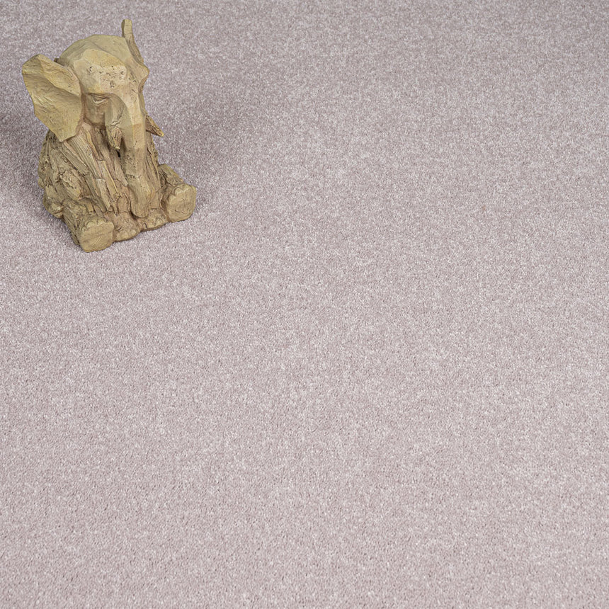 Dusky Pink 52 Soft Noble Saxony Carpet Clearance