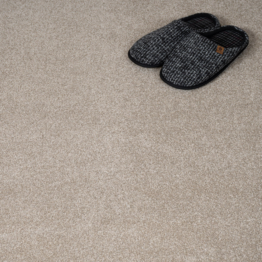 Fletchers Mill 43 Cassius 70oz Invictus Carpet