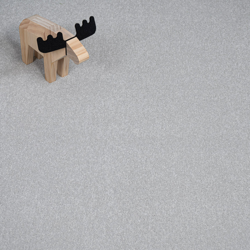Frost Regal Saxony Carpet