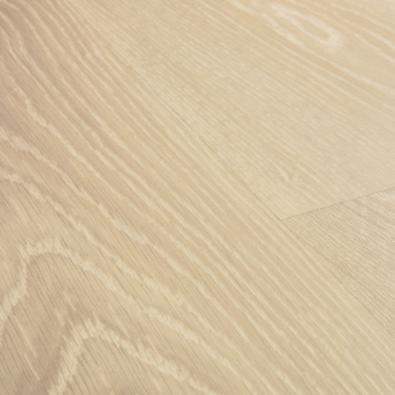 Frosty Beige Oak CLM5799 Classic 8mm Laminate Flooring by Quick-Step