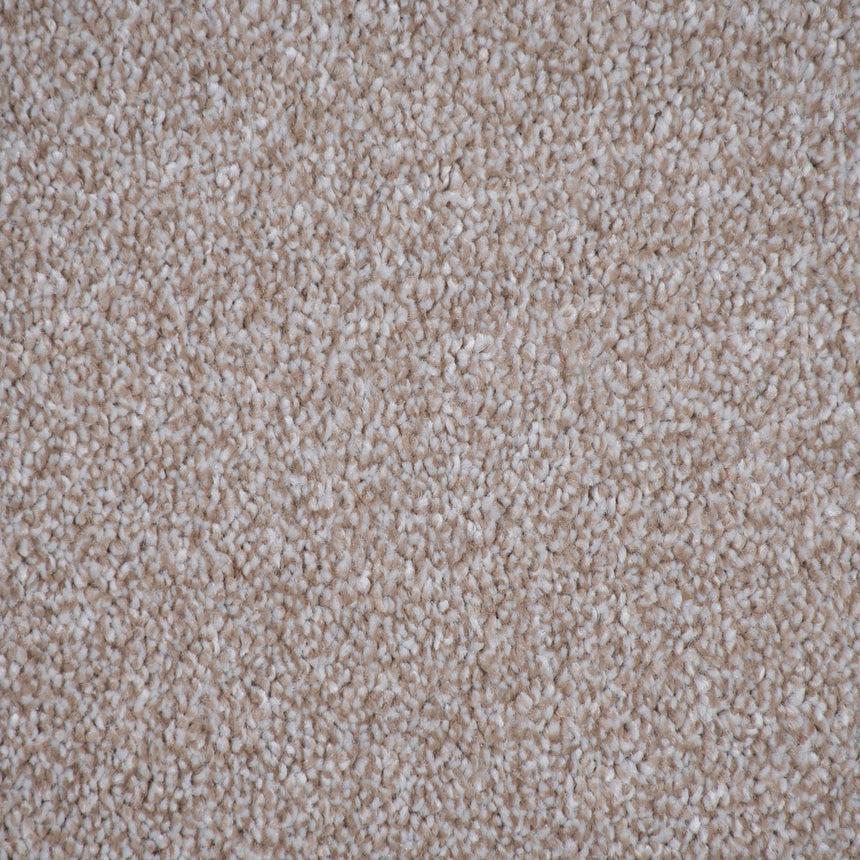 Full Moon 690 Soft Noble Saxony Carpet Clearance