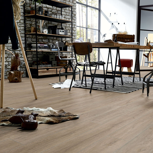 Grand Oak Titanium D6401 Advanced 8mm Laminate Flooring by Kronotex