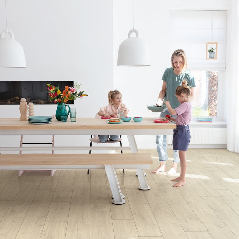 Havana Oak Natural CLM1655 Classic 8mm Laminate Flooring by Quick-Step