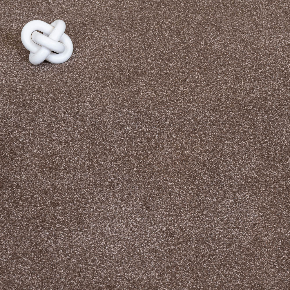 Hazelnut Brown Lyra Saxony Carpet | Luxury Carpet | Online Carpets