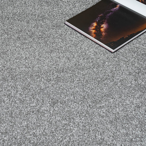 Morning Mist 92 Dorado 56oz Invictus Gaia Carpet