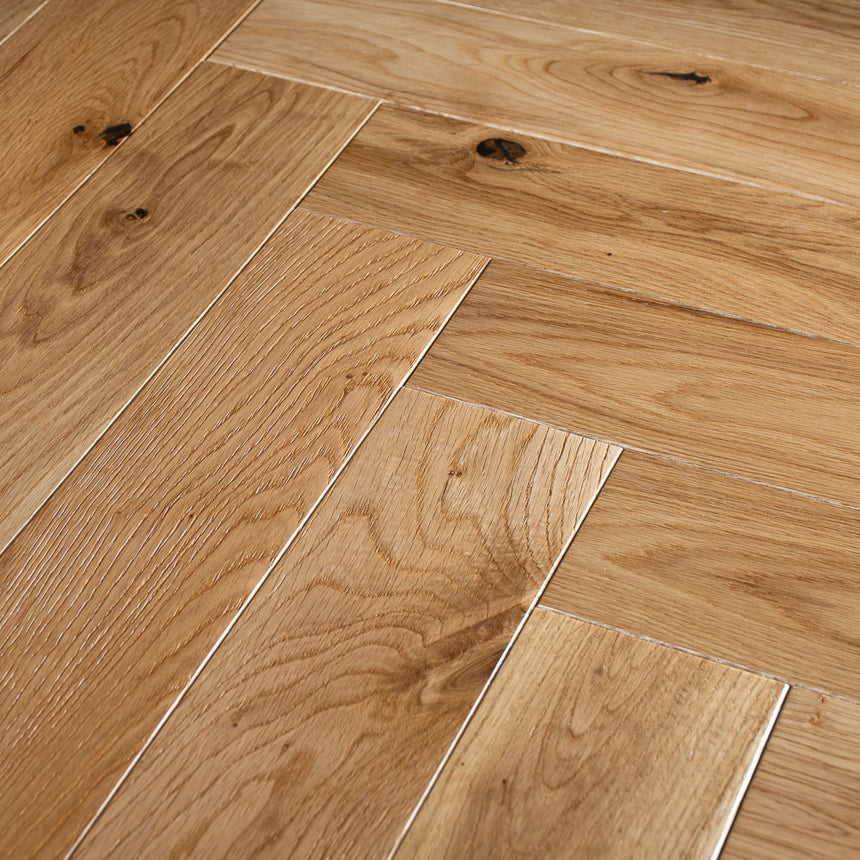 Natural Oak Ashdown Herringbone 14mm Engineered Wood Flooring