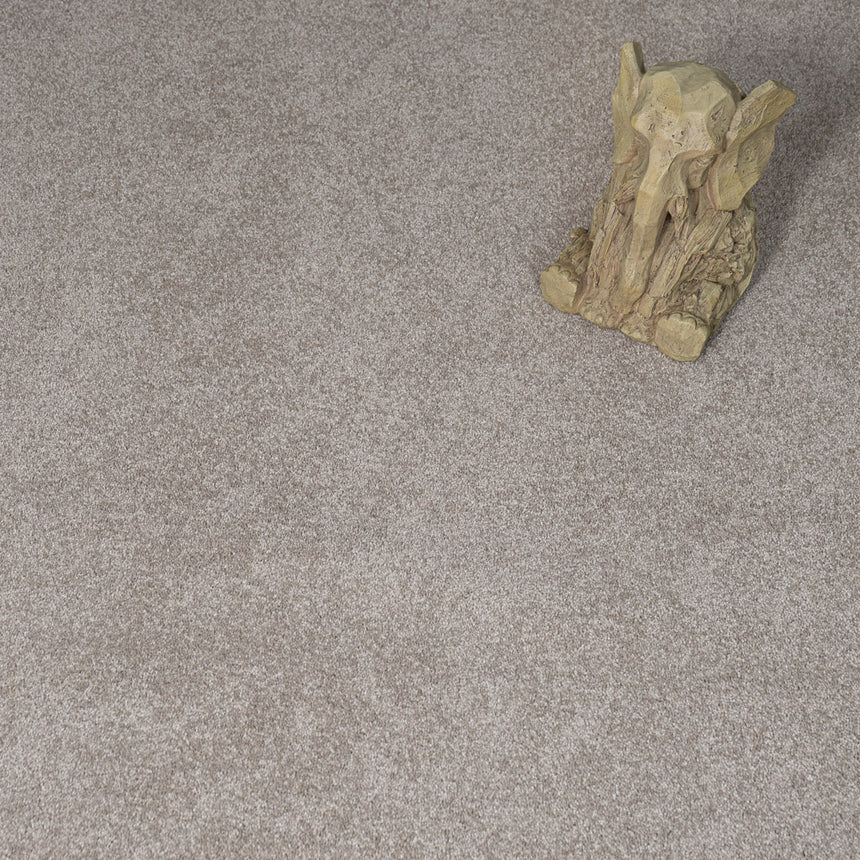 Northern Storm 36 Cassius 70oz Invictus Carpet