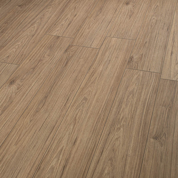 Northumberland Oak Fortress 8mm Laminate Flooring