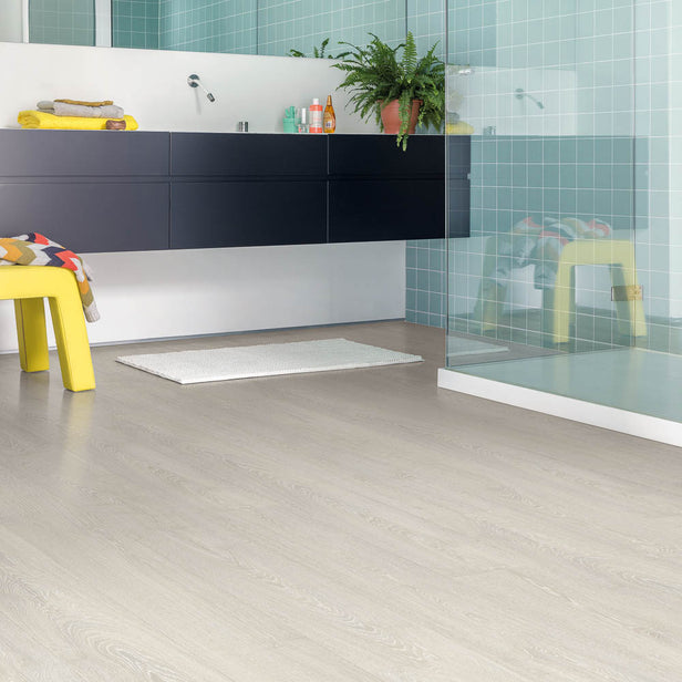 Patina Classic Oak IM3559 Impressive 8mm Laminate Flooring by Quick-Step