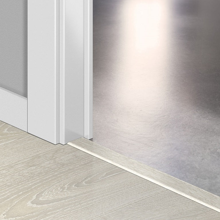 Incizo Door Bar For Impressive Laminate Flooring by Quick-Step