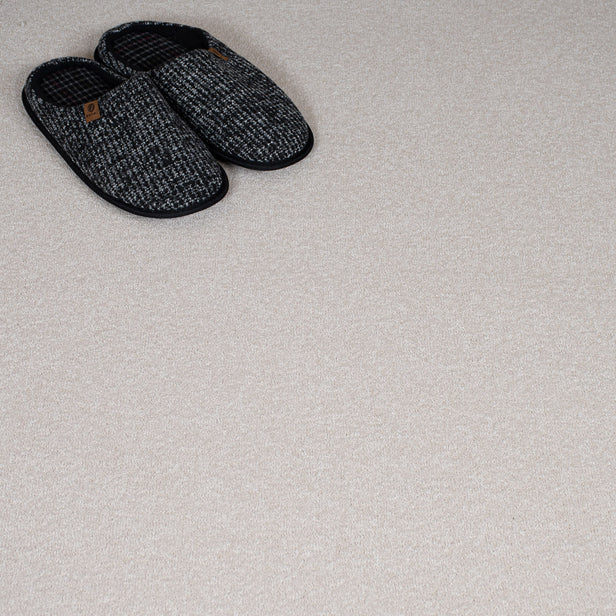 Pearl Hamlet Saxony Carpet