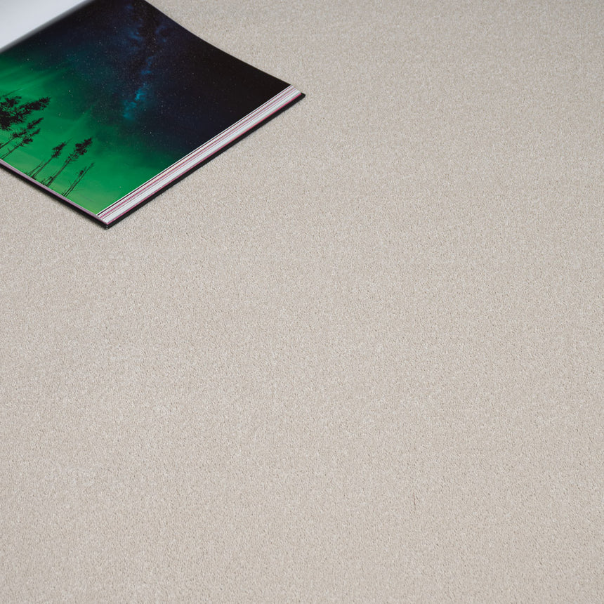 Pearl Regal Saxony Carpet