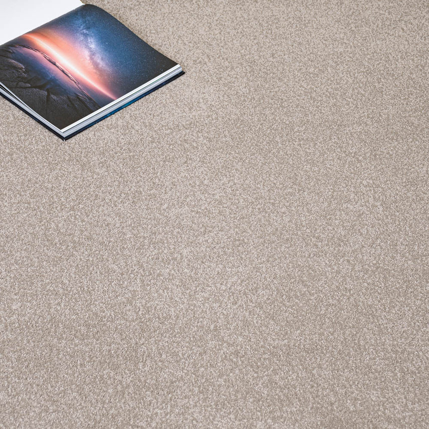 Pebble Beige Bellevue Saxony Carpet Luxury Carpets Online Carpets