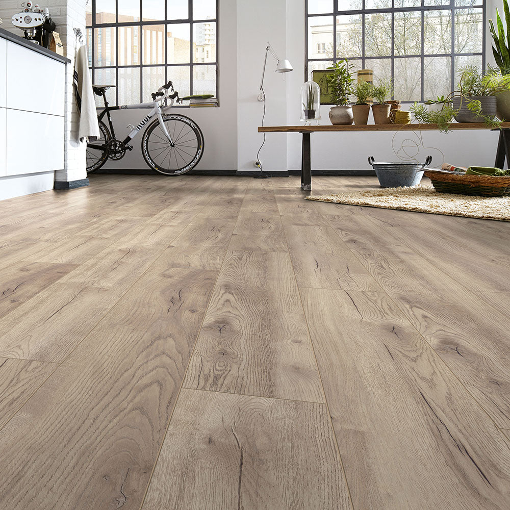 Pettersson Oak Beige D4763 Kronotex Robusto Villa Laminate | Online Carpets
