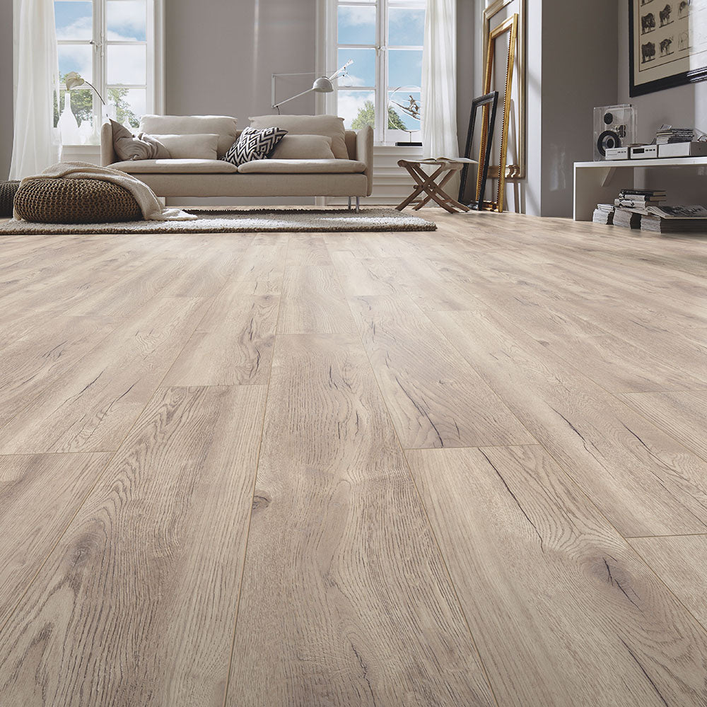 Pettersson Oak Beige D4763 Kronotex Robusto Villa Laminate | Online Carpets