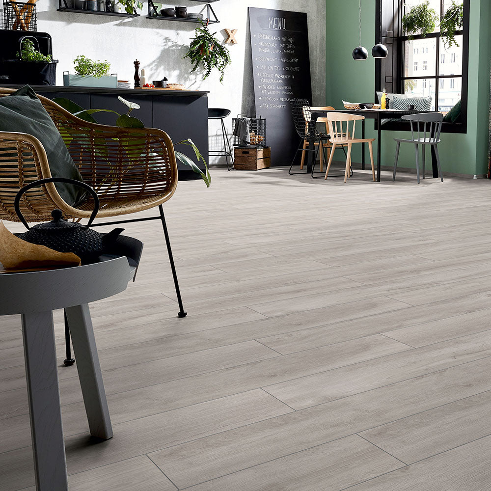 Premium Oak Grey D4956 Kronotex Robusto Villa Laminate Flooring ...