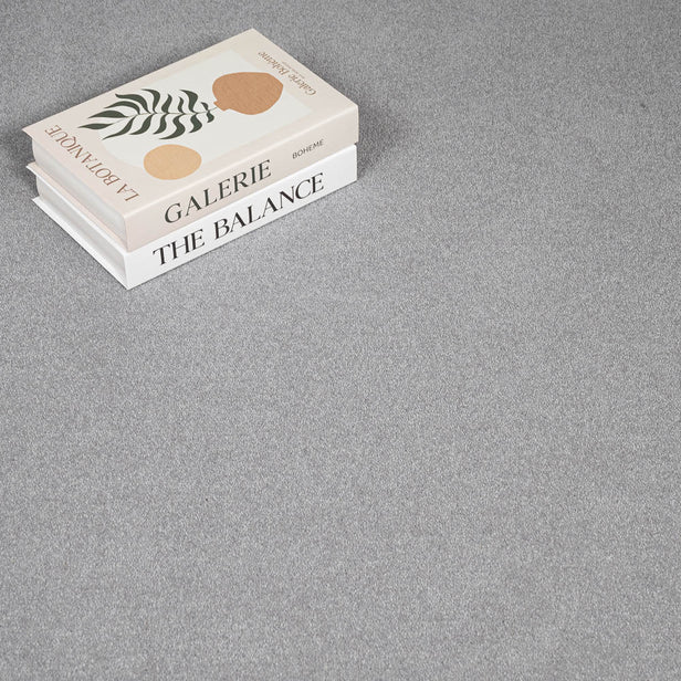 Quartz Hampstead Deluxe 50oz Carpet by Cormar 2.5m x 4m Remnant