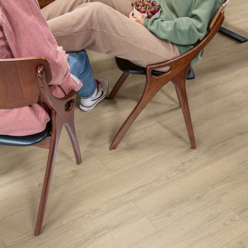 Sandy Greige Oak CLM5791 Classic 8mm Laminate Flooring by Quick-Step