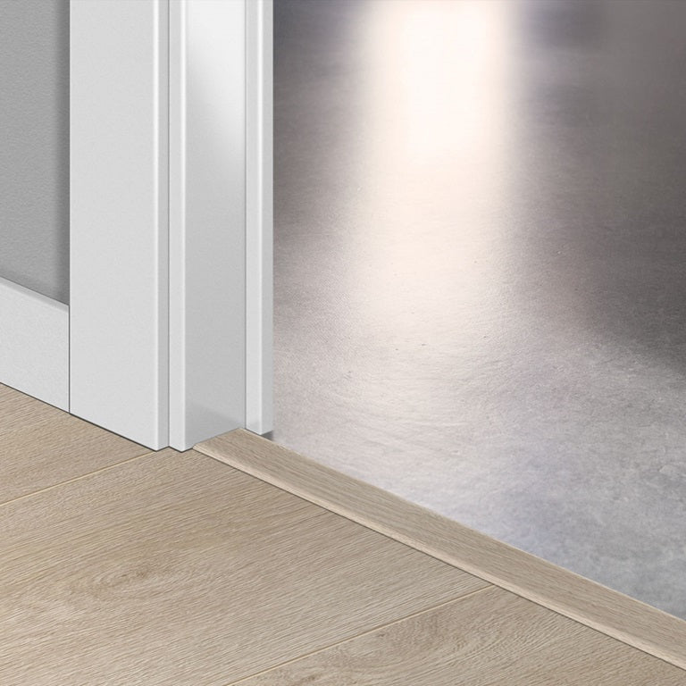 Saw Cut Oak Beige QSINCP01857 Incizo Door Bar by Quick-Step