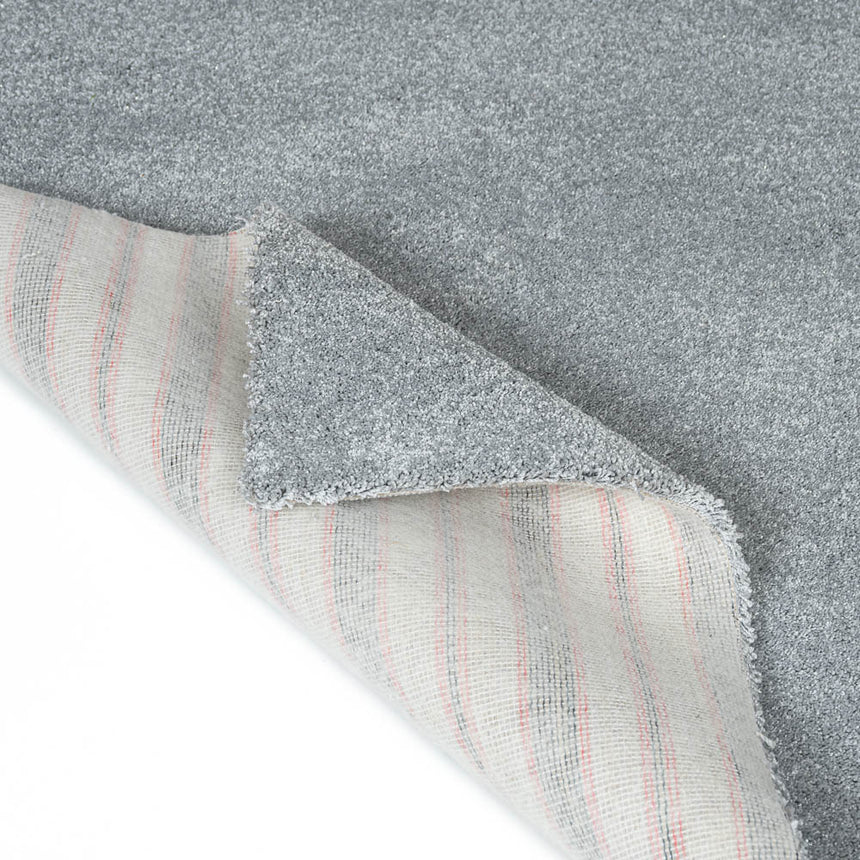 Shadow White 09 Centaurus Invictus Carpet