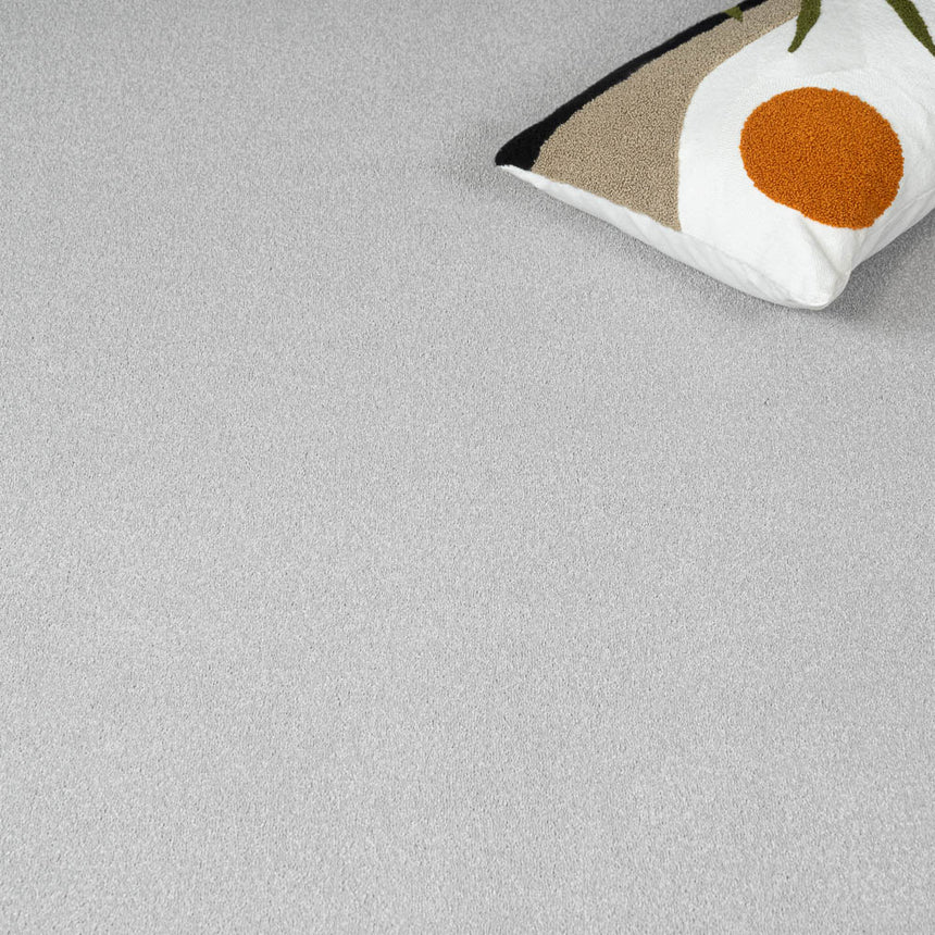 Silver Lining 90 Taurus Invictus Carpet