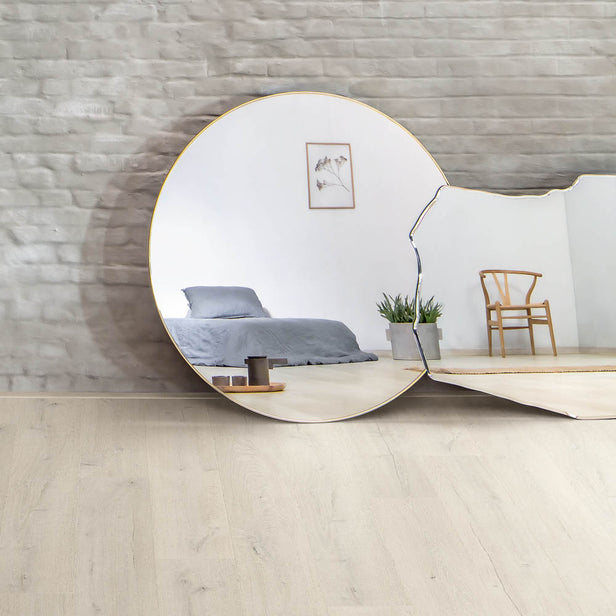 Soft Patina Oak SIG4748 Capture 9mm Laminate Flooring by Quick-Step