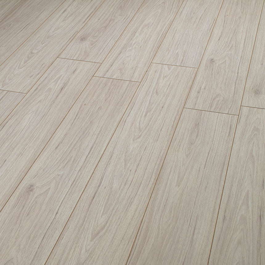 Somerset Oak Fortress 8mm Laminate Flooring