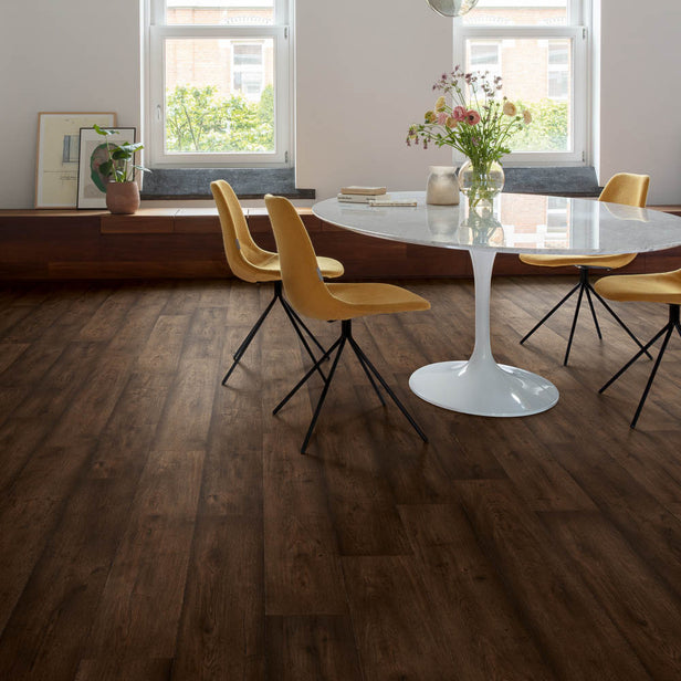 Waxed Oak Brown SIG4756 Capture 9mm Laminate Flooring by Quick-Step