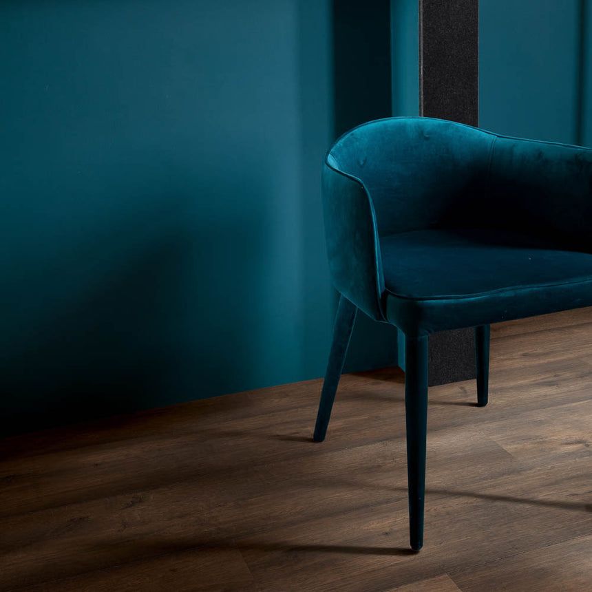 Waxed Oak Brown SIG4756 Capture 9mm Laminate Flooring by Quick-Step