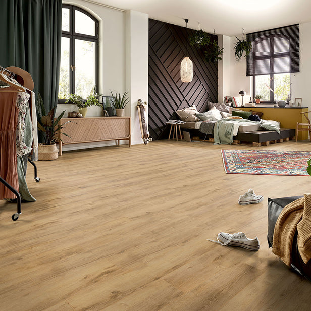 Welsh Oak Nature D4617 Advanced 8mm Laminate Flooring by Kronotex